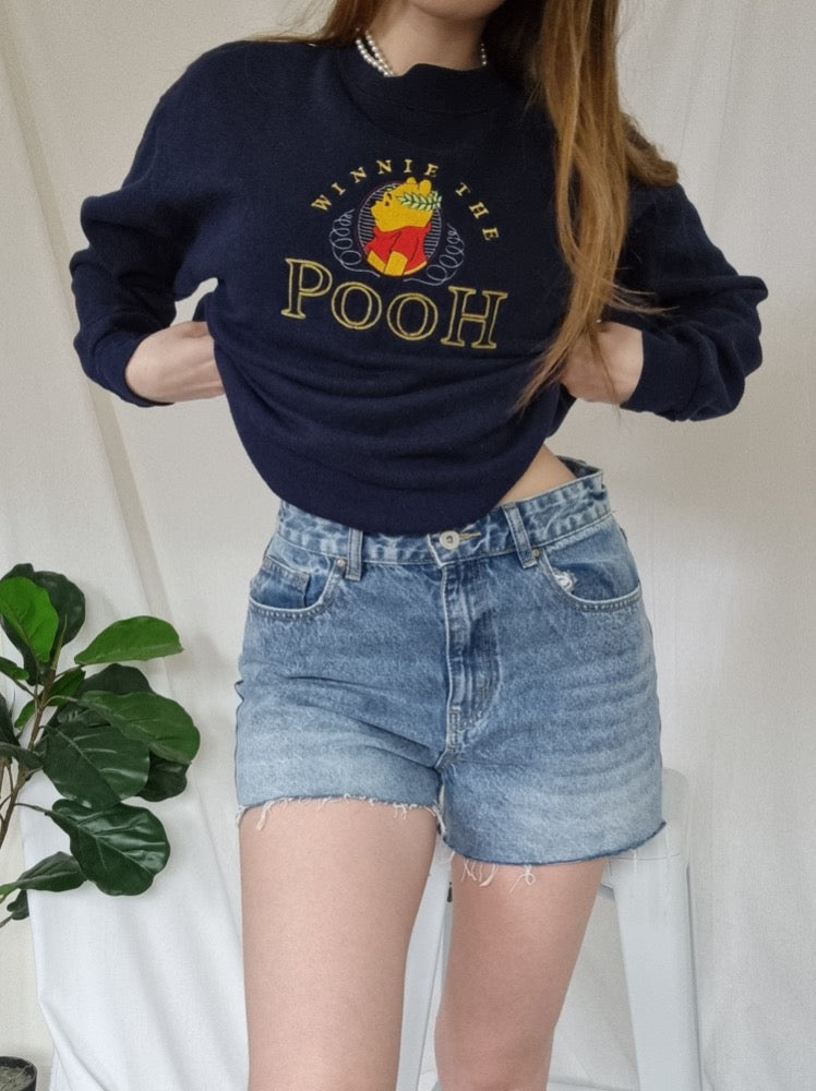 Vintage Winnie the Pooh Sweatshirt Claire de Lunar